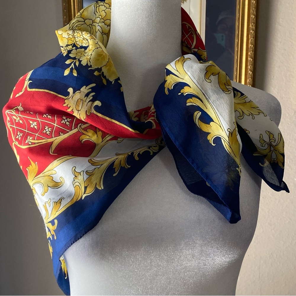 Colortrend Classics 30" Square Scarf Red Navy Gold Baroque Made in Italy